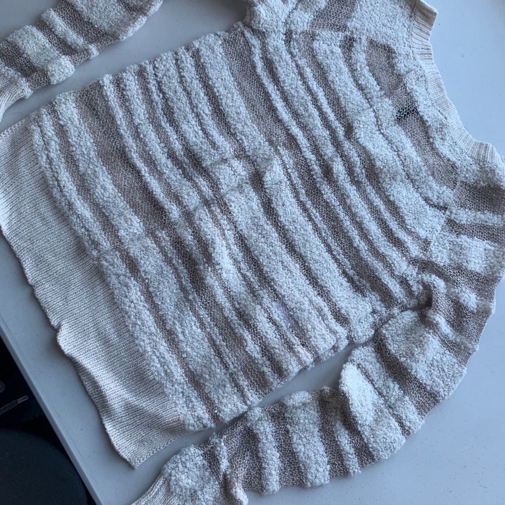 BCBG white sweater Risa - Picture 4 of 7